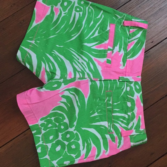 Lilly Pulitzer pineapple shorts - Picture 3 of 3